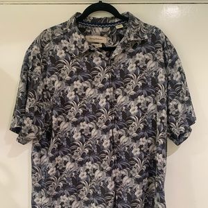 Tommy Bahama Large button down shirt